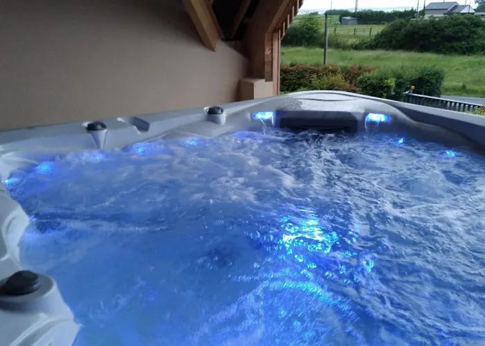 Jacuzzi Au Pied De La Baie Du Mont St Michel Genêts