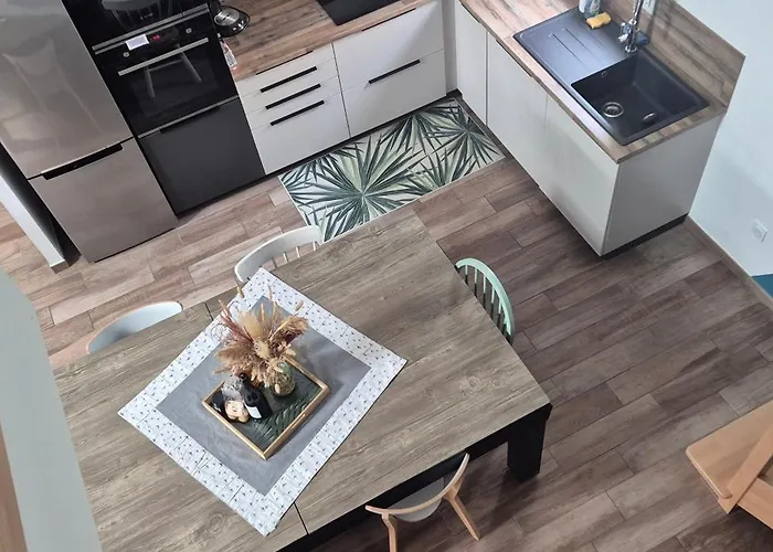 Jacuzzi Au Pied De La Baie Du Mont St Michel