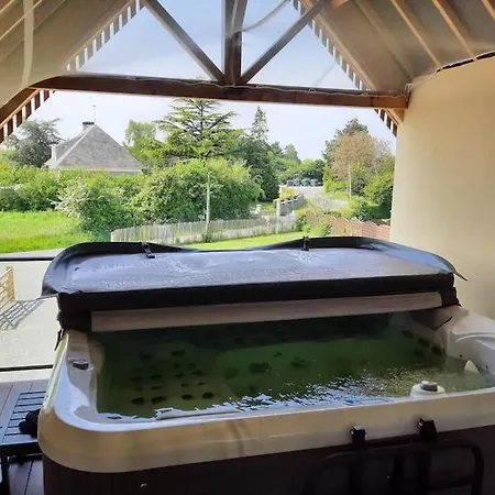 Feriehus Jacuzzi Au Pied De La Baie Du Mont St Michel