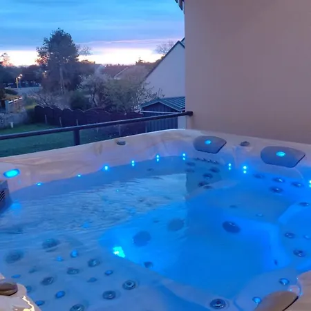 Jacuzzi Au Pied De La Baie Du Mont St Michel * Genêts